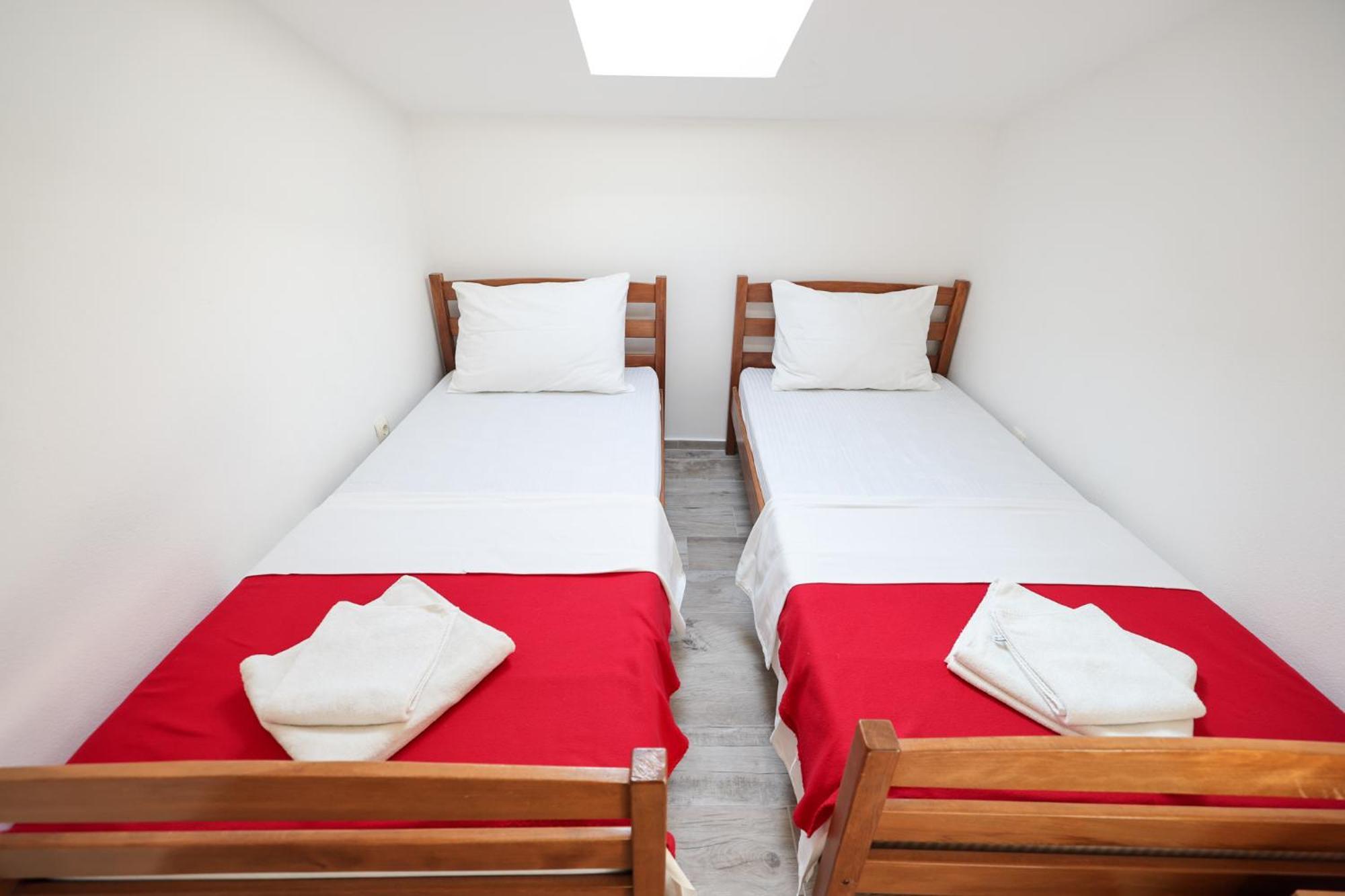 Rooms Malic Петрчане Номер фото